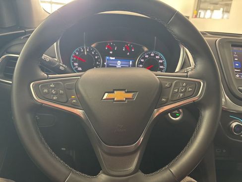 Used 2024 Chevrolet Equinox LT AWD/4WD image 11