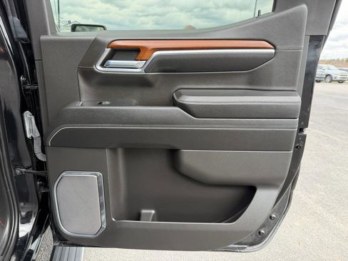 Used 2023 GMC Sierra 1500 Denali w/ Denali Reserve Package image 22