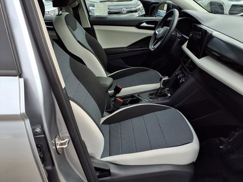 Certified 2025 Volkswagen Taos S image 23