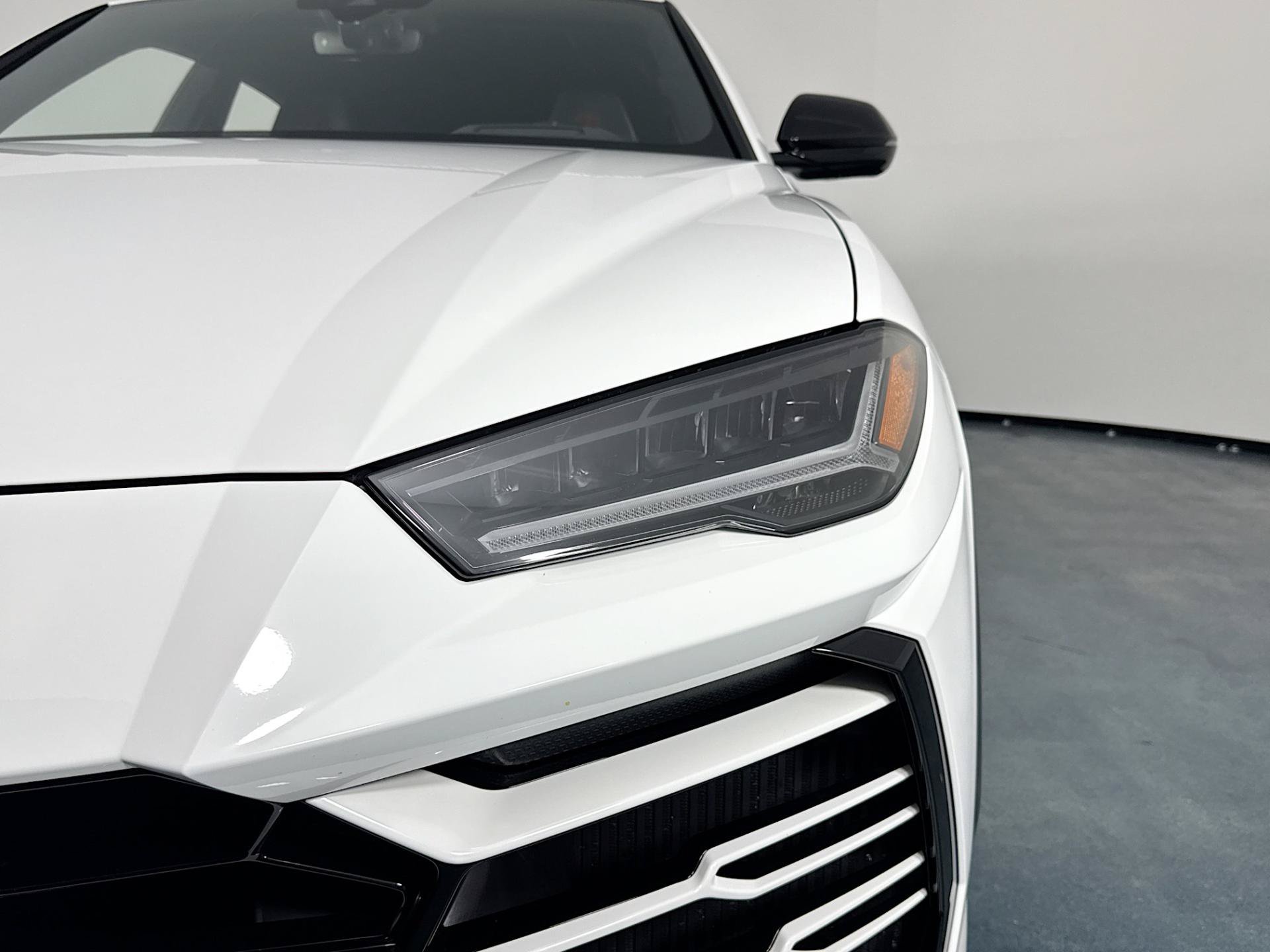 Used 2021 Lamborghini Urus AWD/4WD image 59