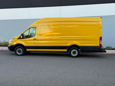 Used 2019 Ford Transit 250 148 High Roof Extended image 2