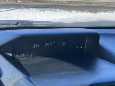 Used 2019 Subaru Forester Premium w/ All-Weather Package image 17