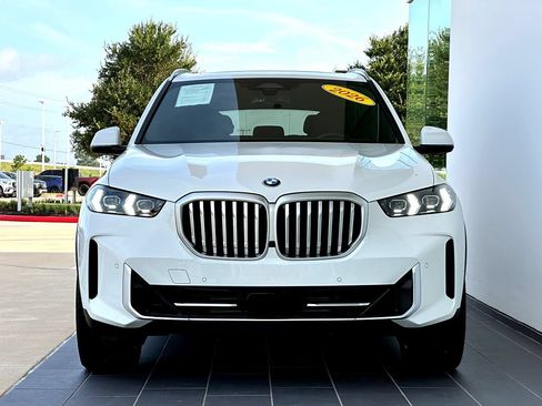 New 2026 BMW X5 xDrive40i w/ Premium Package AWD/4WD image 5