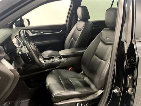 Used 2023 Cadillac XT6 Sport image 22