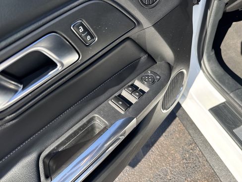 Used 2023 Ford Mustang Premium image 16