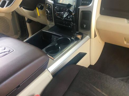 Used 2015 RAM 1500 Big Horn AWD/4WD image 19