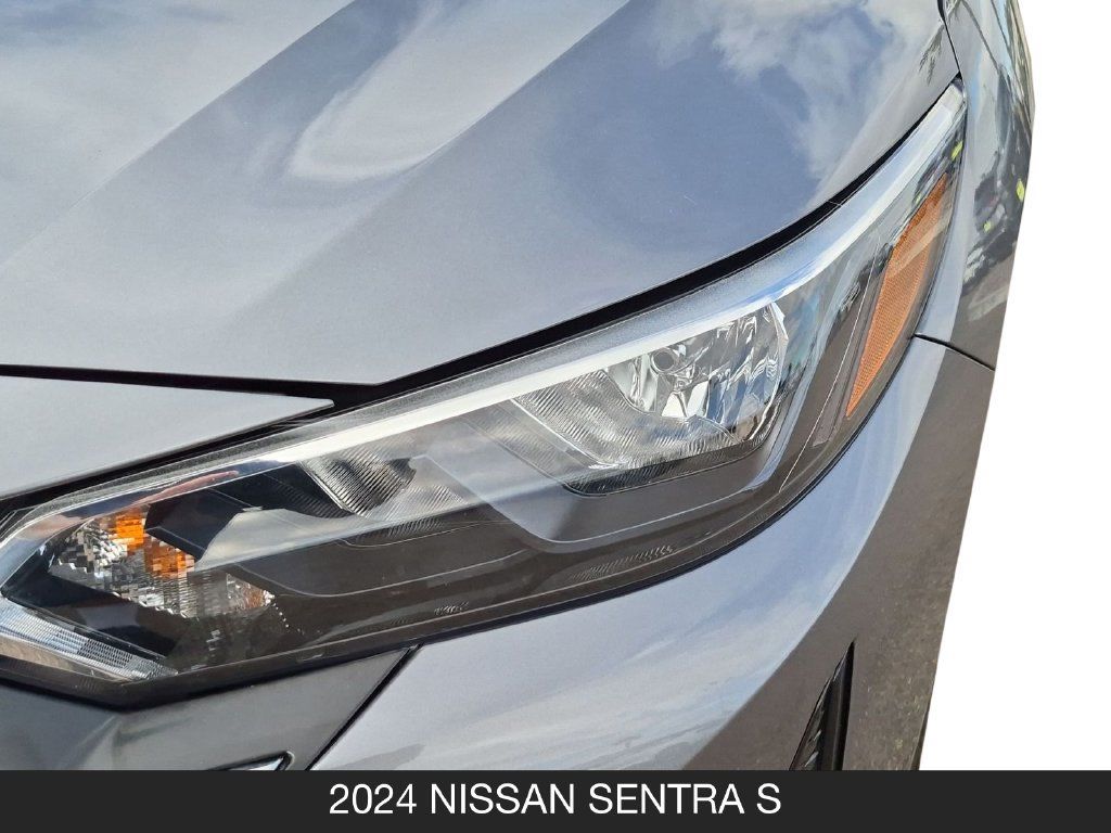 Certified 2024 Nissan Sentra S FWD image 10
