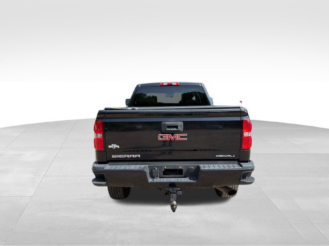 Used 2016 GMC Sierra 2500 Denali w/ Driver Alert Package AWD/4WD image 4