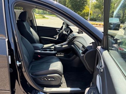 Used 2025 Acura RDX SH-AWD w/ Technology Package image 28