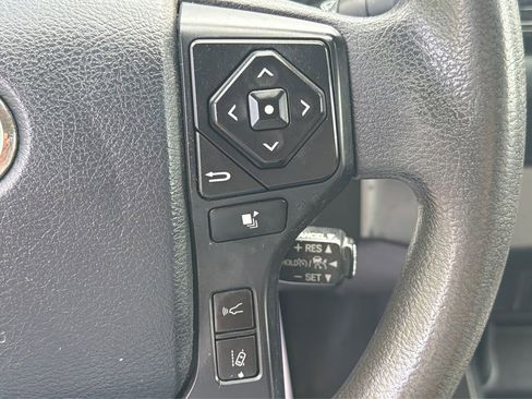 Used 2020 Toyota Tacoma SR w/ SR Convenience Package RWD image 30