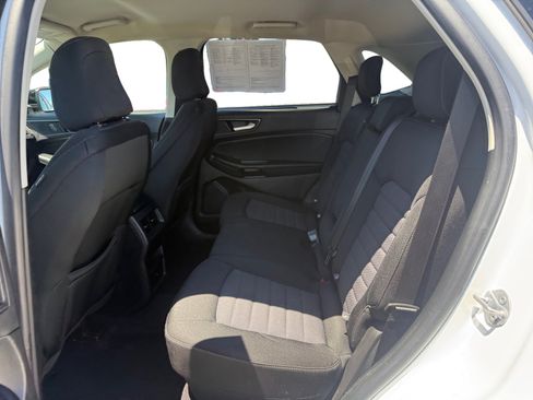 Certified 2023 Ford Edge SE w/ Black Appearance Package AWD/4WD image 16