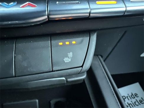 Certified 2023 Cadillac XT4 Luxury w/ Cold Weather Package image 48