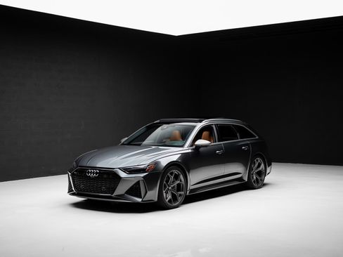 Used 2025 Audi RS 6 performance AWD/4WD image 4