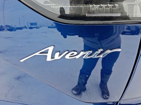 Used 2023 Buick Envision Avenir image 33