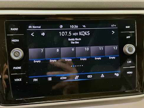 Used 2023 Volkswagen Atlas SEL R-Line image 21