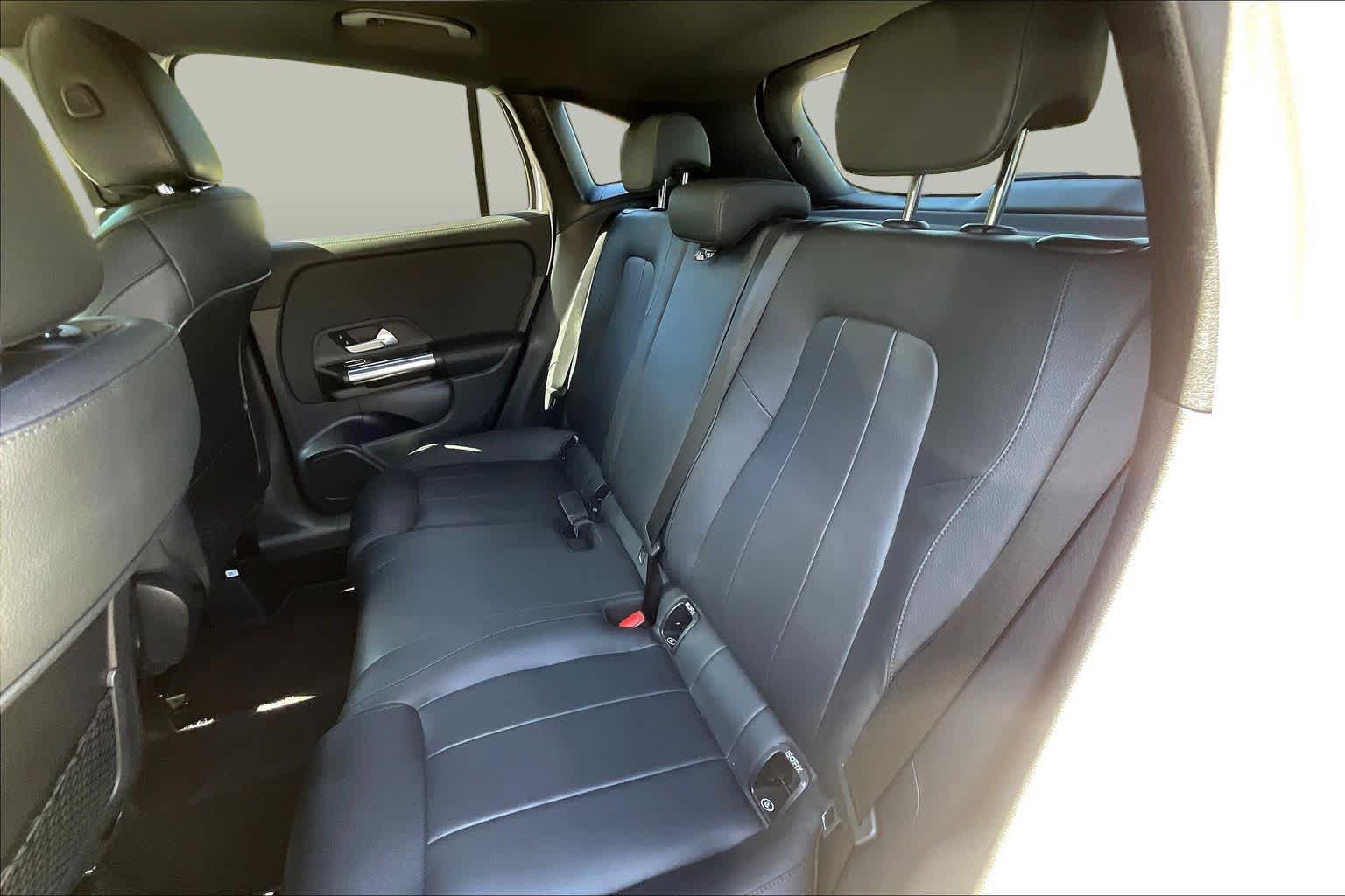 Used 2023 Mercedes-Benz GLA 250 4MATIC image 20