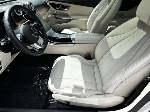 Certified 2026 Mercedes-Benz CLE 300 4MATIC Coupe image 10