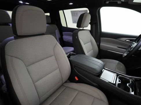 Certified 2024 Chevrolet Traverse LT w/ Enhanced Driving Package image 24