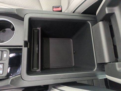 Certified 2025 Honda Pilot Elite image 30