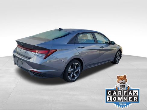 Used 2023 Hyundai Elantra SEL w/ Convenience Package FWD image 7