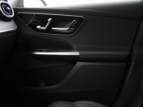 New 2025 Mercedes-Benz GLC 350e GLC 350e image 28