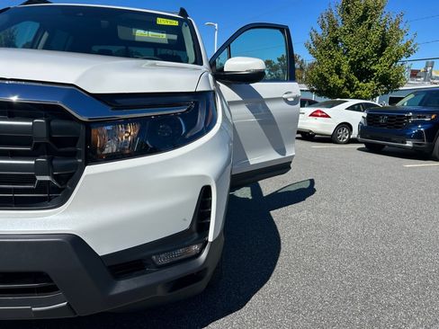 Used 2025 Honda Ridgeline RTL image 26