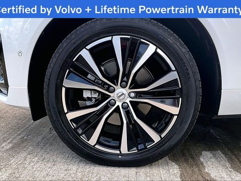 Certified 2025 Volvo XC60 B5 Plus image 11