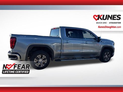 Used 2025 GMC Sierra 1500 SLT image 11