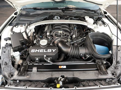 Used 2020 Ford Mustang Shelby GT350R w/ GT350R Equipment Group 920A RWD image 20