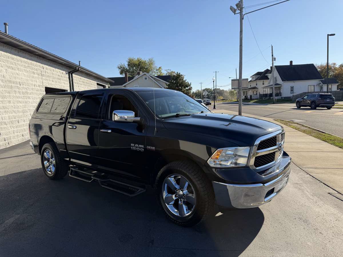 Used 2018 RAM 1500 Classic SLT AWD/4WD image 6