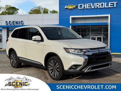 Used 2020 Mitsubishi Outlander SE