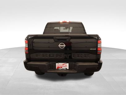 New 2026 Nissan Frontier SV w/ SV Convenience Package