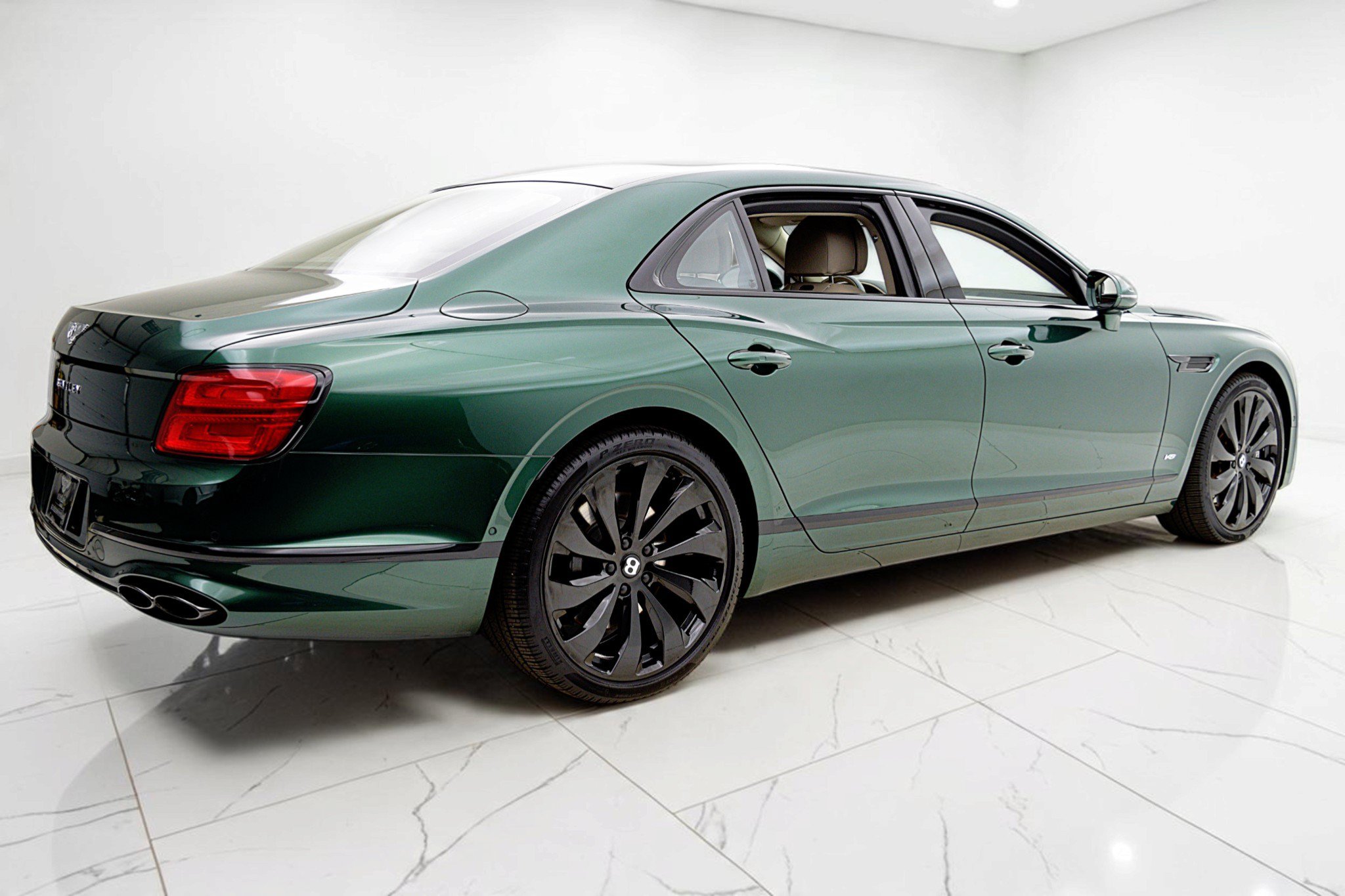 Certified 2022 Bentley Flying Spur V8 AWD/4WD image 10