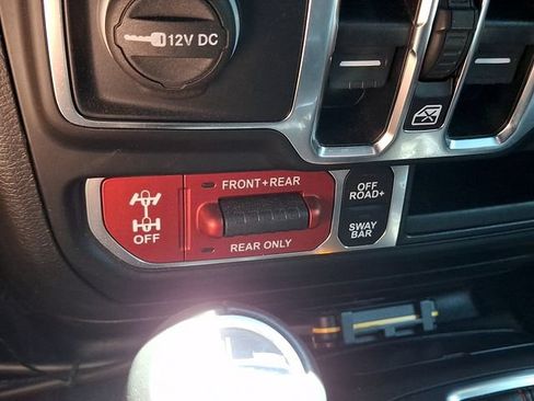 Used 2023 Jeep Wrangler Unlimited Rubicon w/ LED Lighting Group AWD/4WD image 24