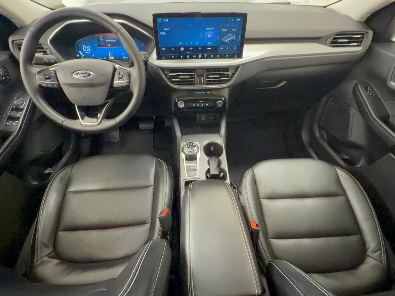 Used 2025 Ford Escape Platinum AWD/4WD image 17