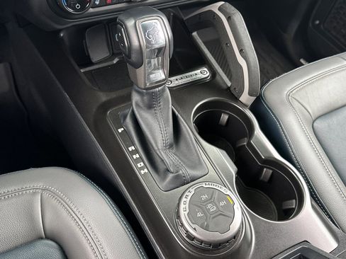 Used 2021 Ford Bronco Outer Banks image 20