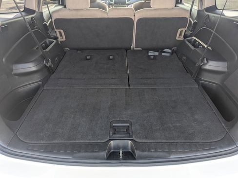 Used 2017 Honda Pilot EX image 11