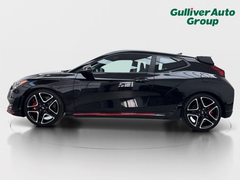 Used 2022 Hyundai Veloster N FWD image 3