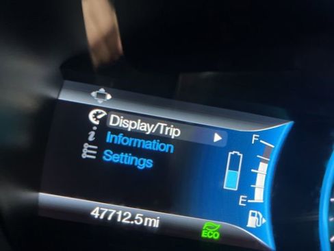 Used 2017 Ford C-MAX SE image 30