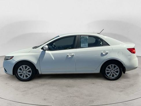 Used 2010 Kia Forte EX FWD image 2
