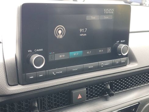 Used 2024 Honda CR-V EX image 18