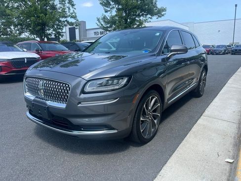 Certified 2023 Lincoln Nautilus Reserve w/ Equipment Group 201A AWD/4WD image 3