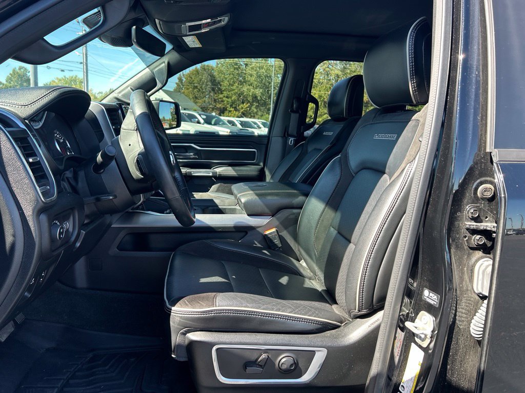 Used 2023 RAM 1500 Laramie AWD/4WD image 10