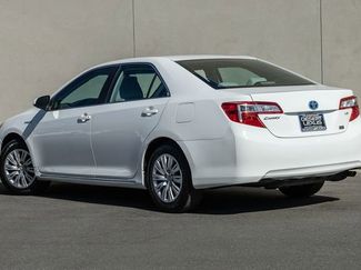 Used 2013 Toyota Camry LE video 3