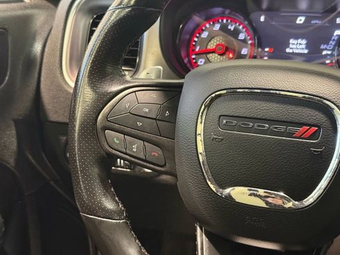 Used 2022 Dodge Charger R/T w/ Blacktop Package image 9