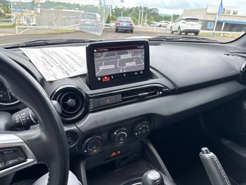 Used 2023 MAZDA MX-5 Miata Sport RWD image 10