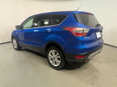 Used 2017 Ford Escape SE w/ SE Cold Weather Package image 5