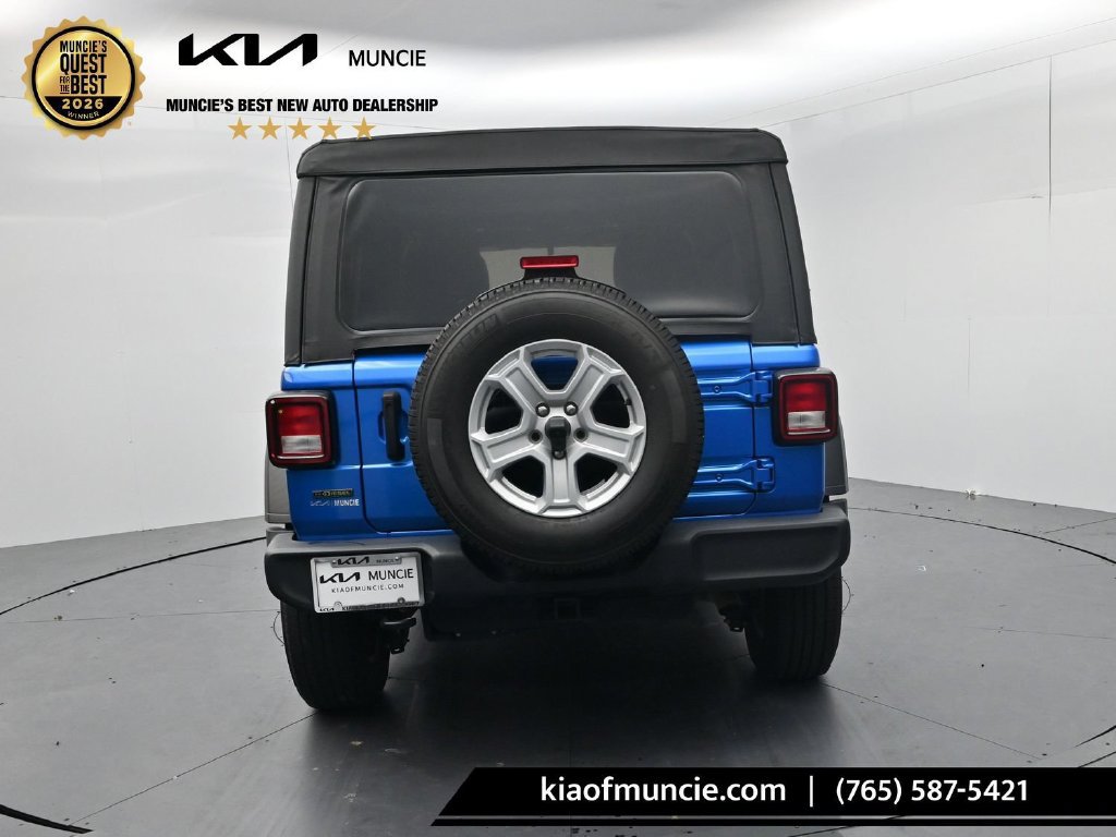 Used 2022 Jeep Wrangler Unlimited Sport AWD/4WD image 7