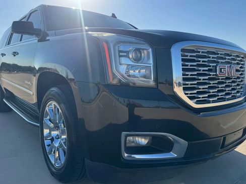 Used 2018 GMC Yukon XL Denali w/ Open Road Package image 12