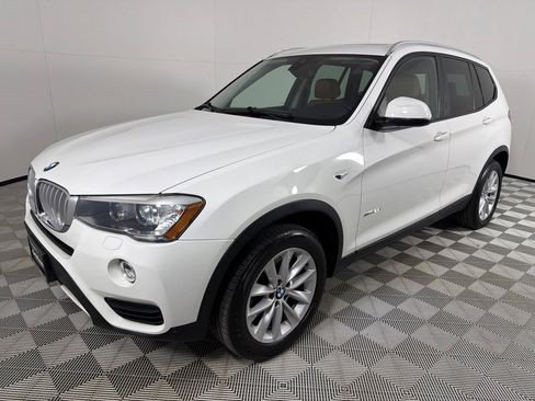 Used 2016 BMW X3 xDrive28i w/ Premium Package image 9